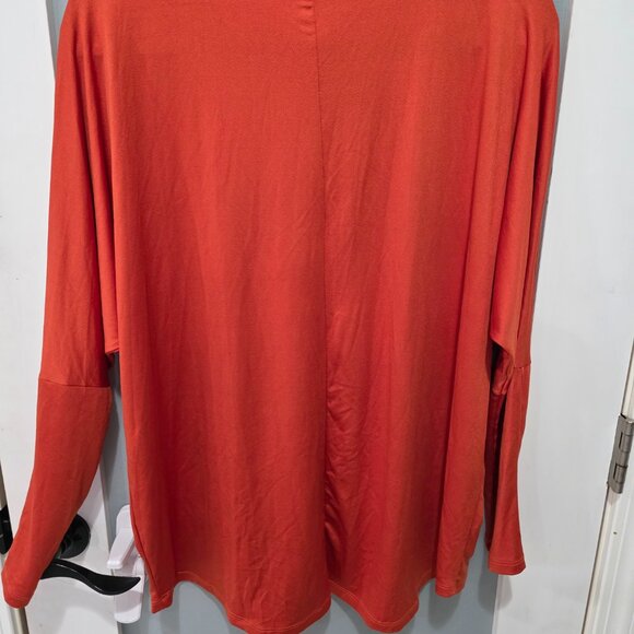 Passports Orange Zip Front Batwing Blouse – Size Large – NWT - Picture 8 of 8